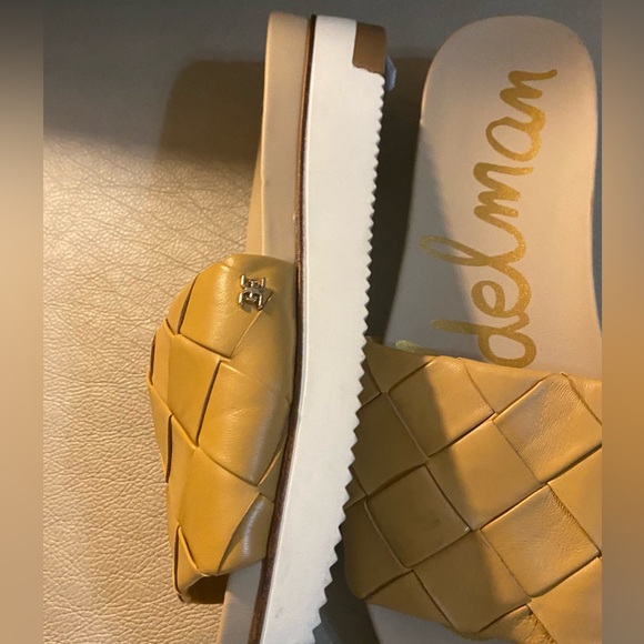 (SOLD) Sam Elderman Womens cute slide size 9 tan and white - Picture 6 of 7